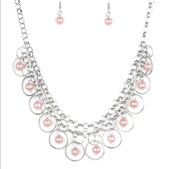 Necklace - Picture 1 of 2